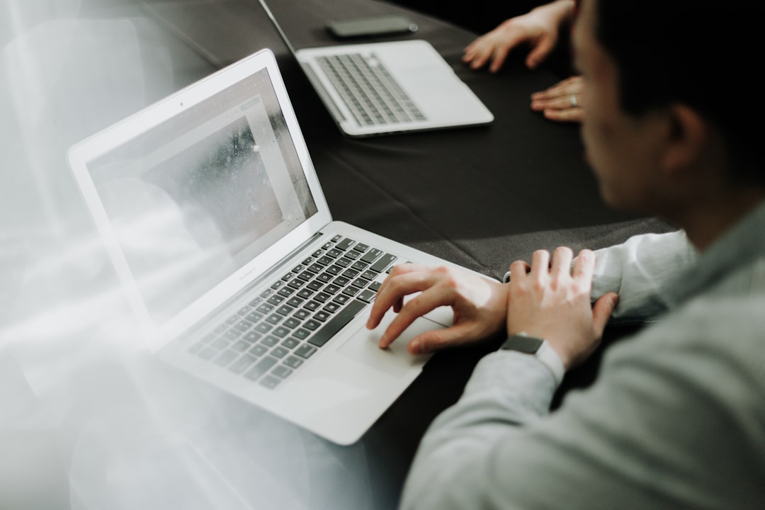 Is Business Administration a Good Major? Jobs and Outlook