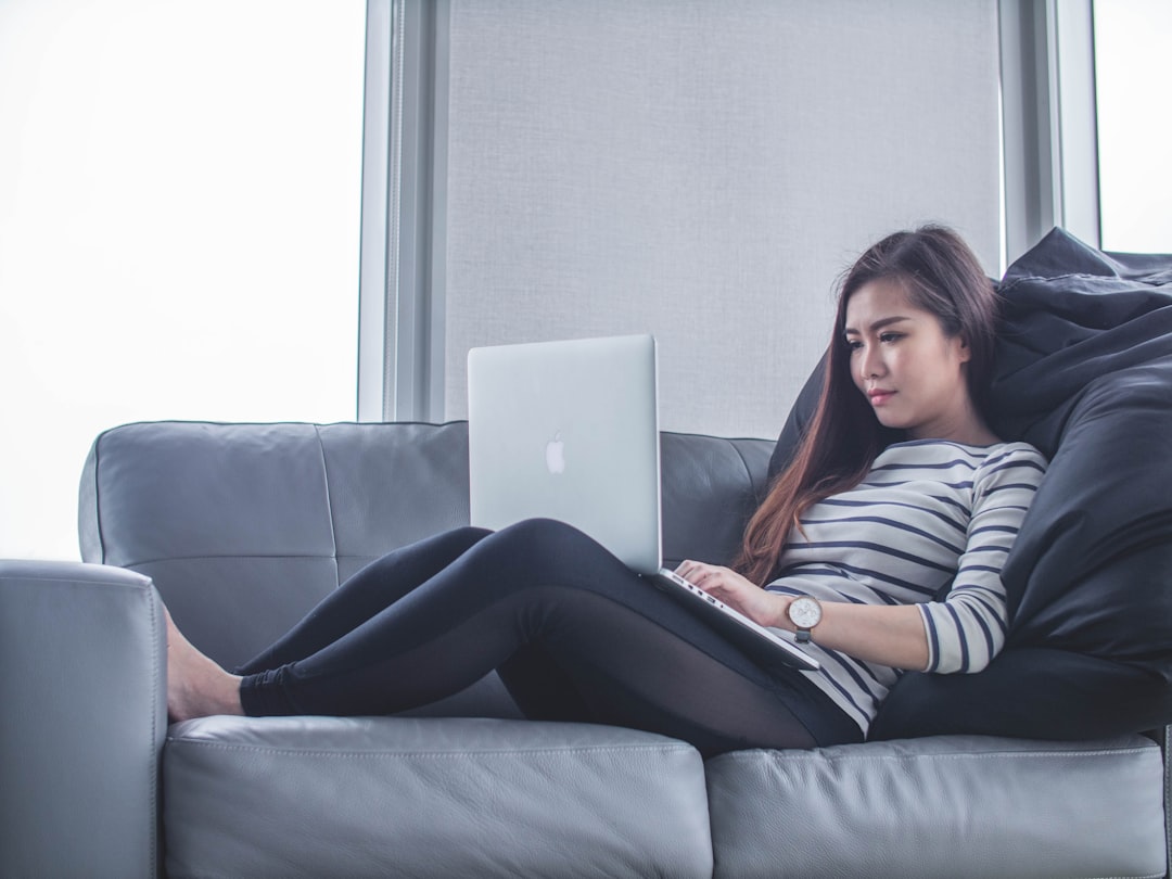 Best Online Jobs for College Students to Make Money in 2025